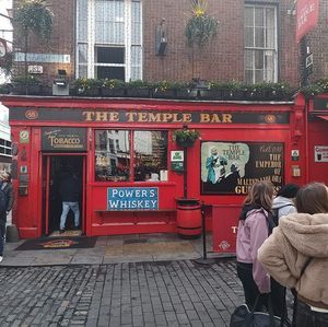 Meet your Posher, Larry